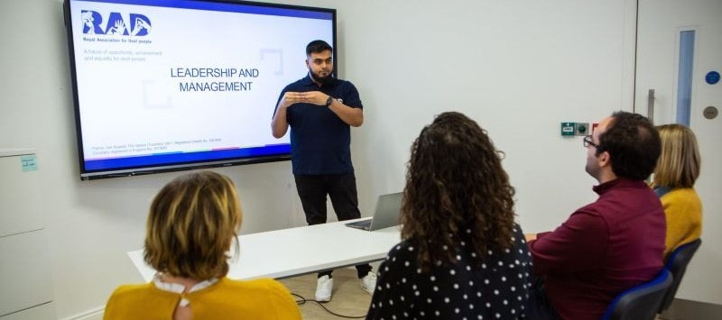 Leadership and management online course image